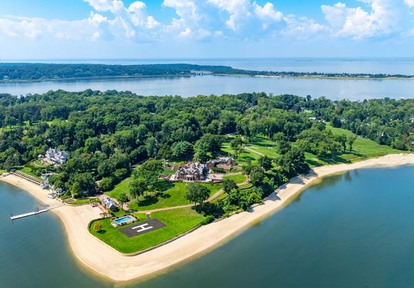 Billy-Joel-just-sold-his-Long-Island-estate-for-a.jpeg