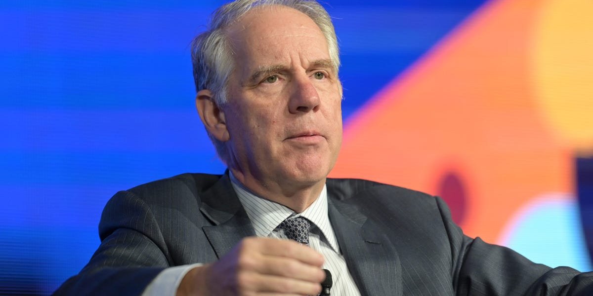 Apollos-president-warns-the-AI-spending-boom-may-not-pay.jpeg