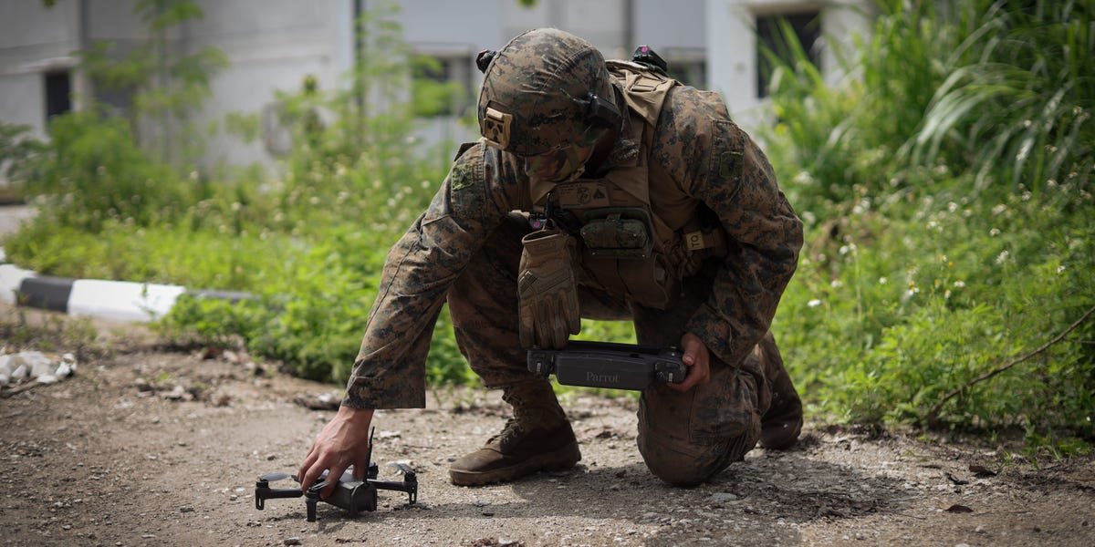 Who-makes-the-best-drone-pilot-Marines-say-it-might.jpeg